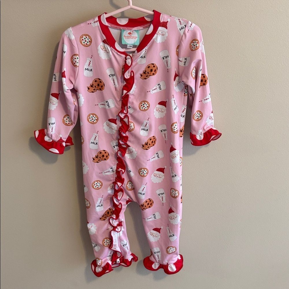 The smocked flamingo  Pink Cookie and Milk Print pajamas size 12 months